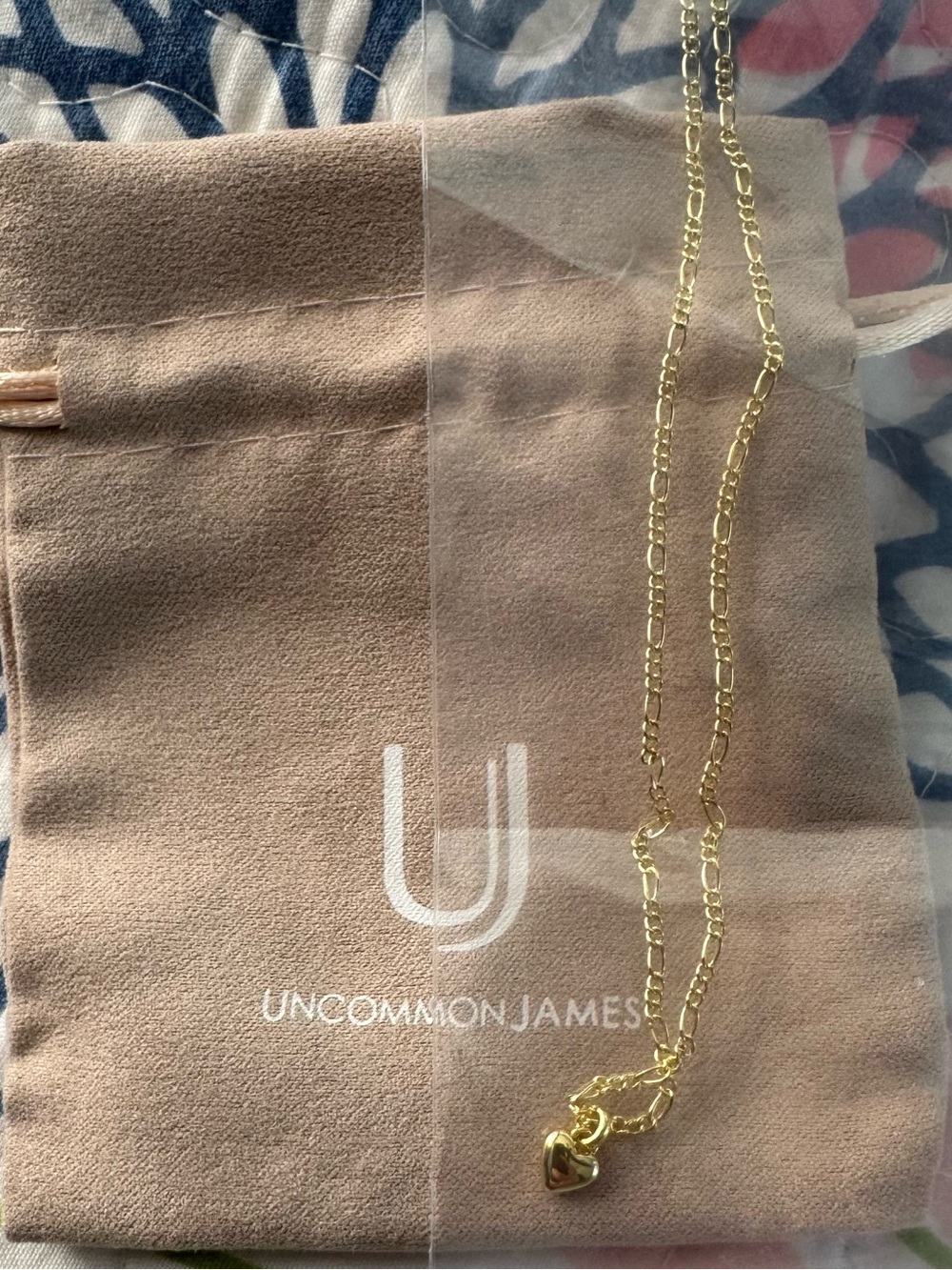 NWT uncommon James mini heart necklace gold